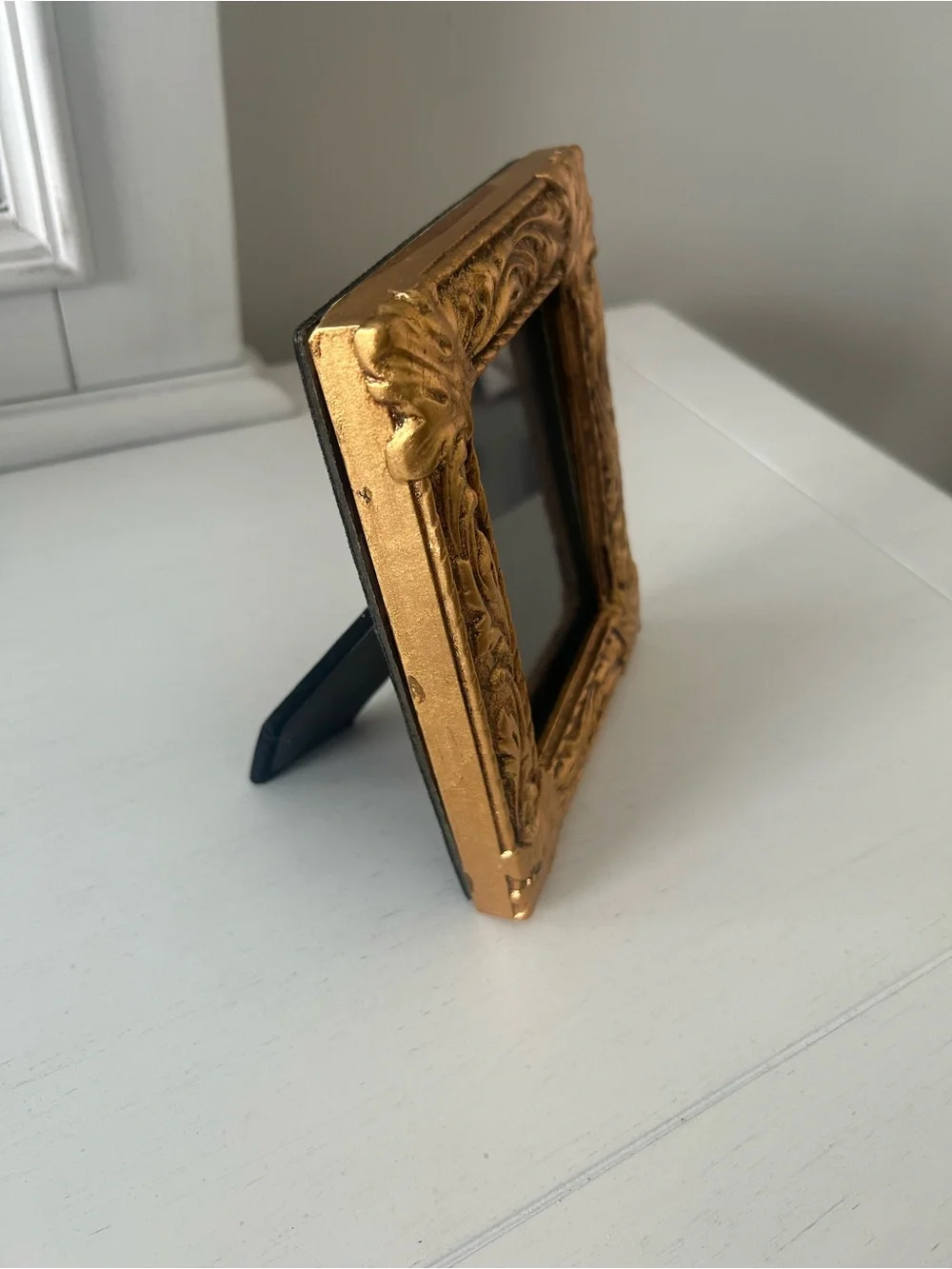 Italian Style Antique Gold Painted Ornate Wood Small Picture Frame 3x5